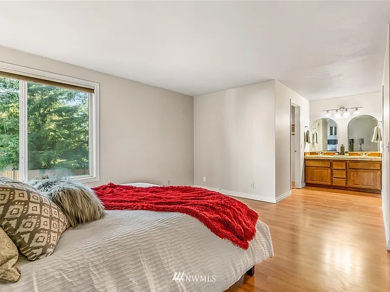 8021 NE 150th St — Photo 21