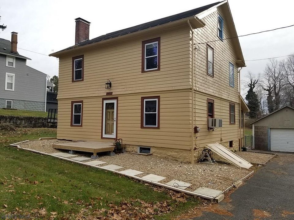 2413 Menoher Blvd, Johnstown, PA 15905 Zillow