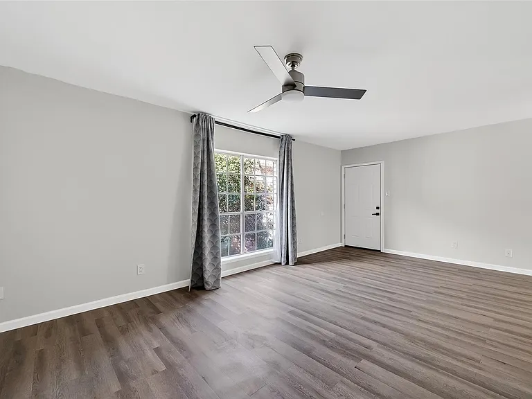 1811 Stoney Brook Dr #91 — Photo 6