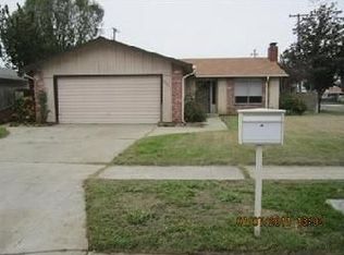 5906 E Robinson Ave, Fresno, CA