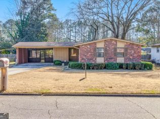 2450 Crockett Dr SE, Marietta, GA 30067