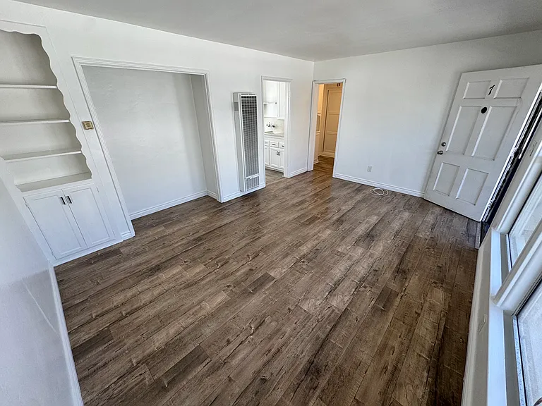 5279 E The Toledo #7 — Photo 1