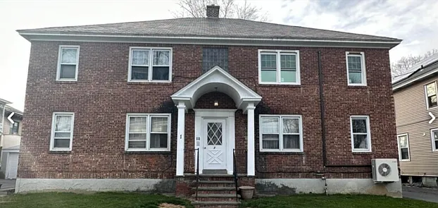 1 Oakwood St #1 — Photo 1