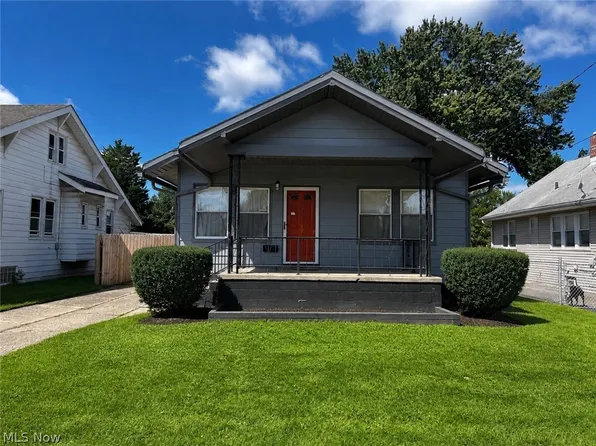 616 Seiberling St, Akron, OH 44306