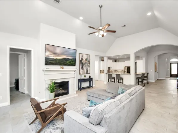 3835 Tarragon Bend Drive, Richmond, TX 77406