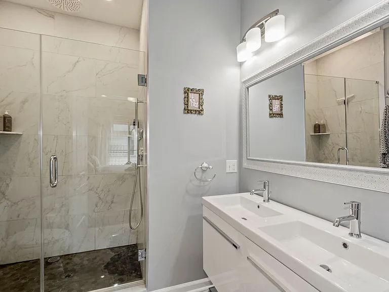 1337 N Howard St — Photo 44