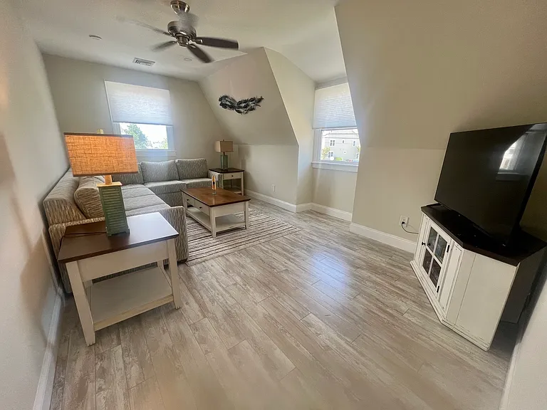 4010 W Brigantine Ave — Photo 12