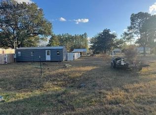 10627 NW Azalea St, Bristol, FL 32321