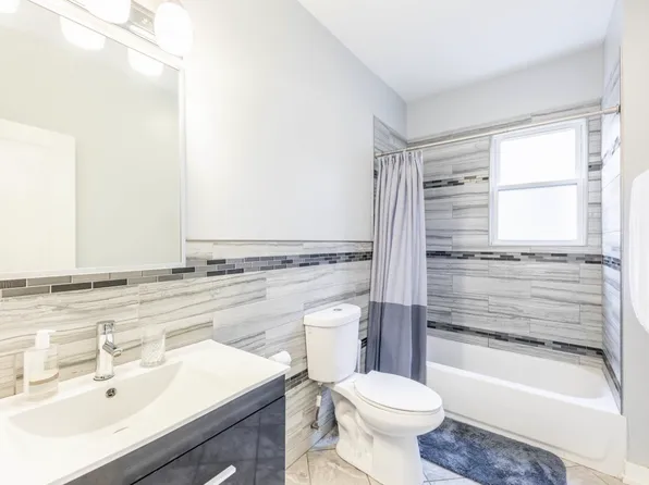 (undisclosed Address), Chicago, IL 60639