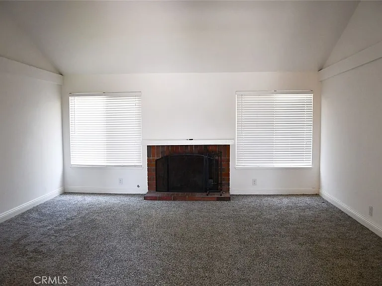 2169 N Mori Ln — Photo 3