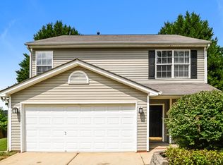 604 Overlook Rd, Lowell, NC 28098