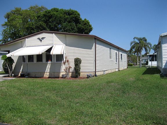 2nd image of 493 Hemingway Terrace