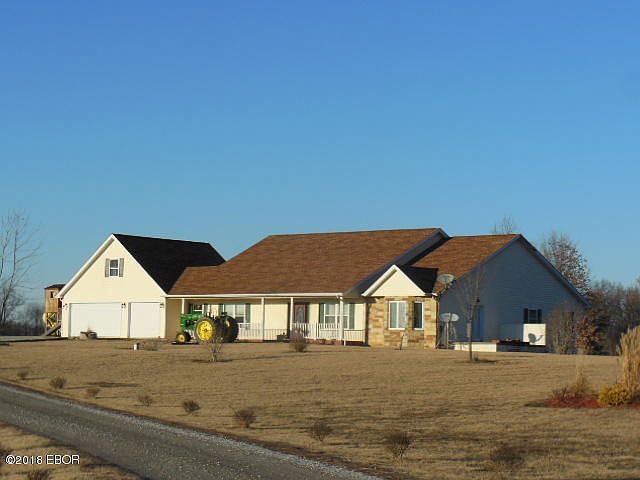 1st image of 924 County Road 1250 N