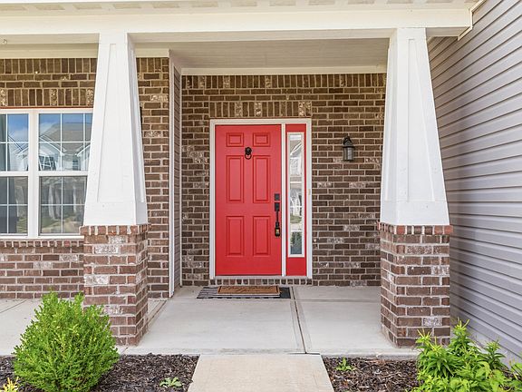 3rd image of 1447 Bigleaf Dr