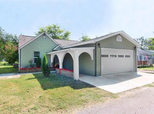 308 N Cypress St, Advance, MO 63730