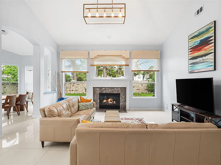 23707 Hackberry Dr — Photo 6