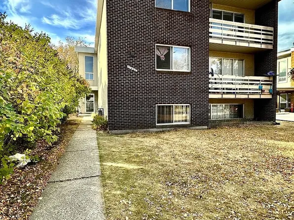 11832 105th St NW #101, Edmonton, AB T5G 2N2