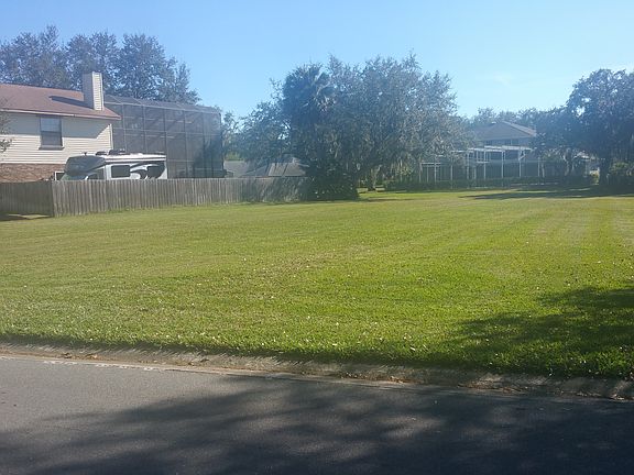2nd image of O Regal Oak Dr