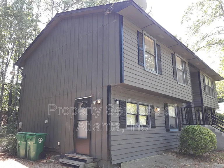 4341 Old Lake Dr — Photo 2
