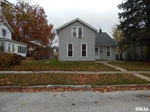 2134 W 3rd St, Davenport, IA 52802