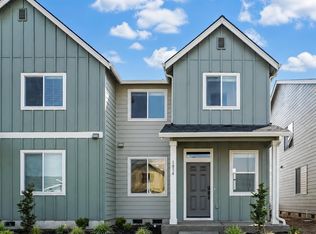 1034 Drake Ln, Woodburn, OR 97071