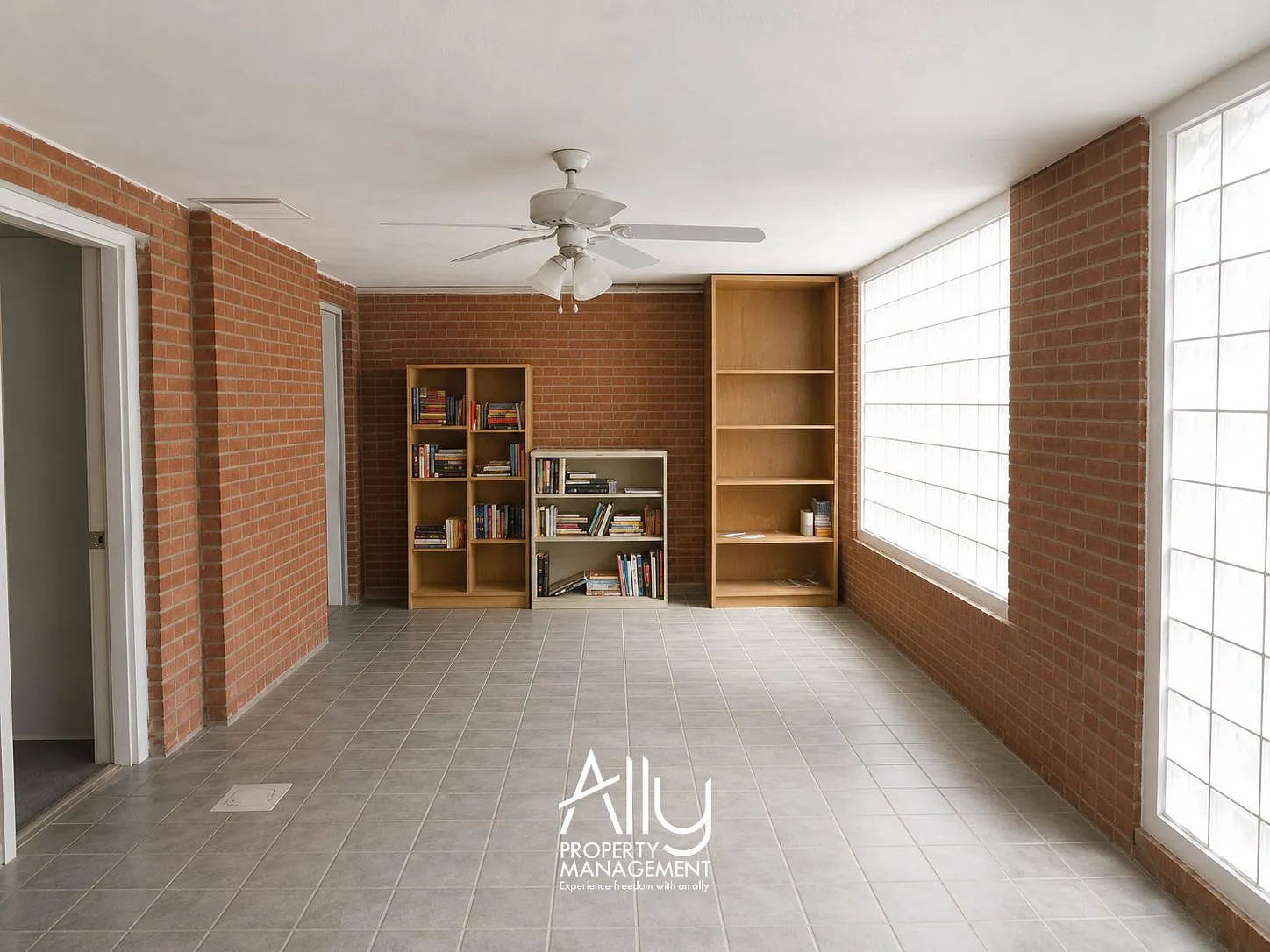 1605 Cambridge Circle - 1 — Photo 3