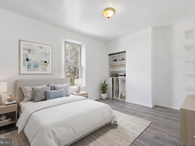 525 Morse St — Photo 3