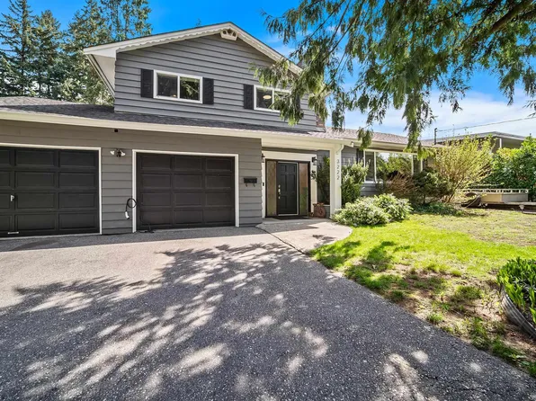 3222 Chestnut St, Abbotsford, BC V2S 4M1