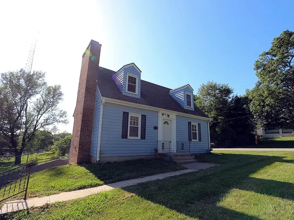 202 S 14th St, Savannah, MO 64485