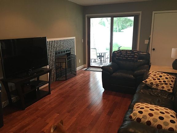 5th image of 2508 34th Ave NE
