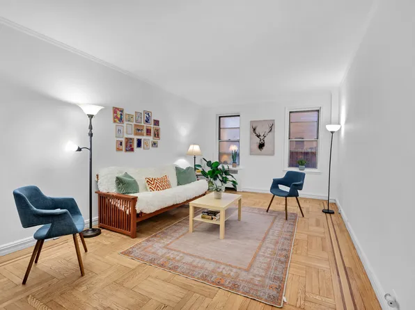 120 Bennett Avenue 3C image 2 of 14
