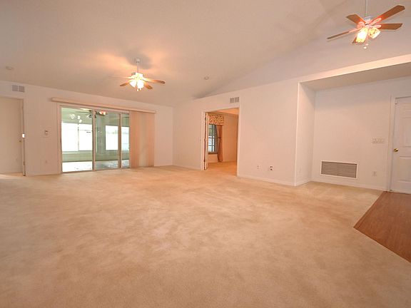 4th image of 3324 Queen Palm Dr
