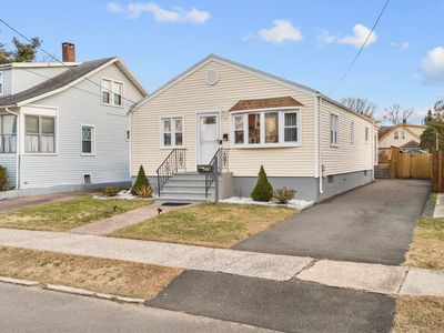 214 White Street, West Haven, CT, 06516