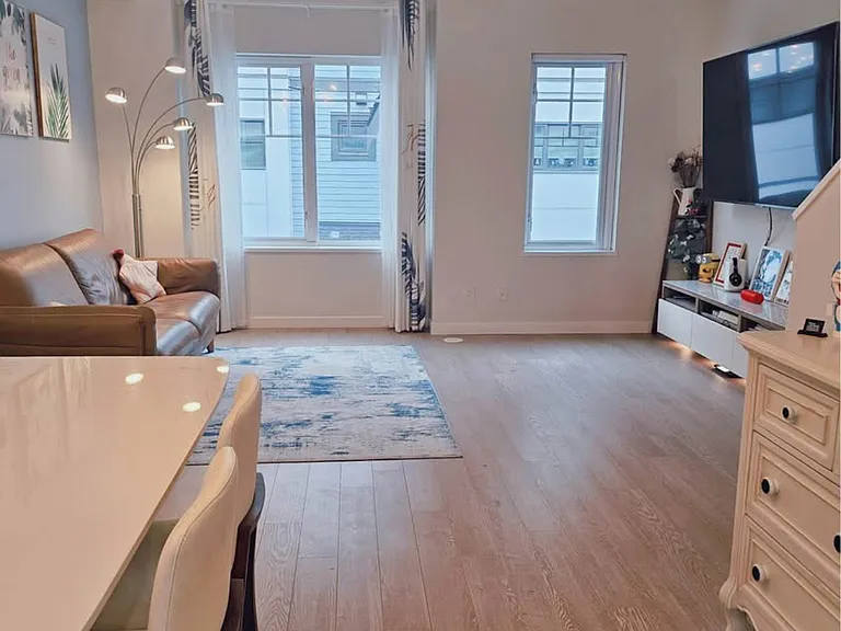 19451 Sutton Ave #210 — Photo 10