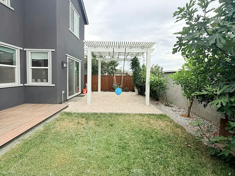 5338 Frisanco Way — Photo 22