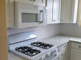 58 Iozia Ter #B, Elmwood Park, NJ 07407
