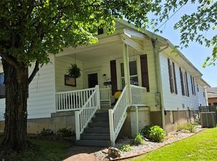 209 Knapp Ave, Chester, IL 62233