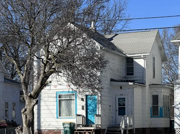 1191 E Main St, Galesburg, IL 61401