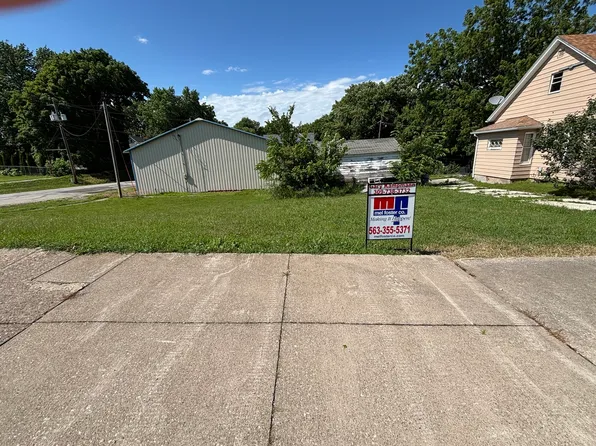 407 10th Ave, Orion, IL 61273