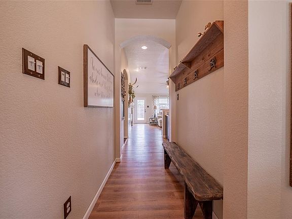 5th image of 1547 Silver Spur Dr