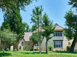 4400 Woodleigh Ln, La Canada Flintridge, CA 91011