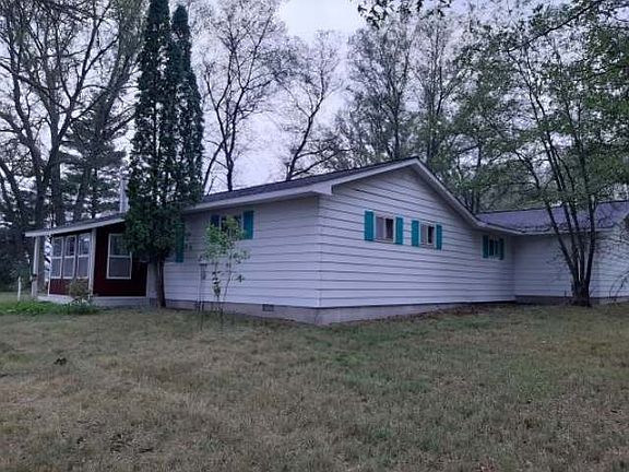 2nd image of 4779 N Clare Ave