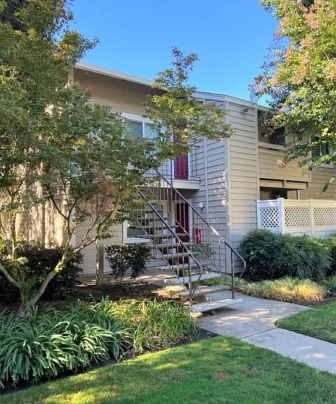 Apartment Entry