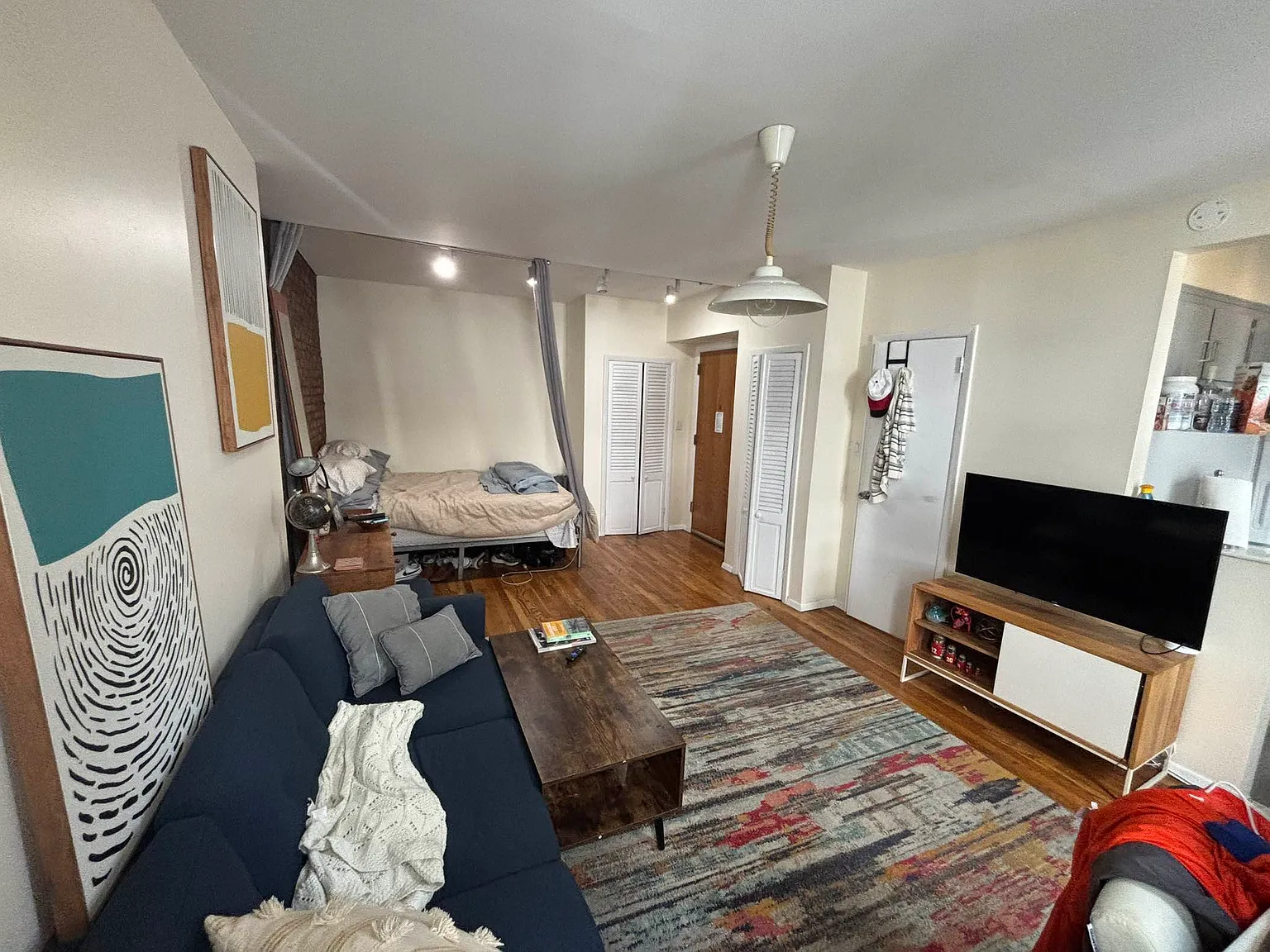 496 Henry Street — Photo 1
