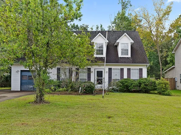 207 Fairfax Blvd, Goose Creek, SC 29445