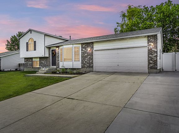 2nd image of 5197 W Parr Dr S