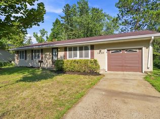 1430 Selby Ave, Saint Paul Park, MN 55071