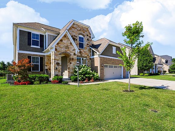 3rd image of 15648 Byrding Dr