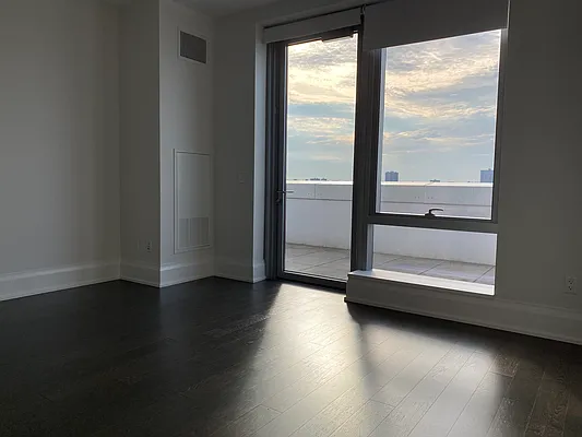 Rented by Oxford Property Group | media 28