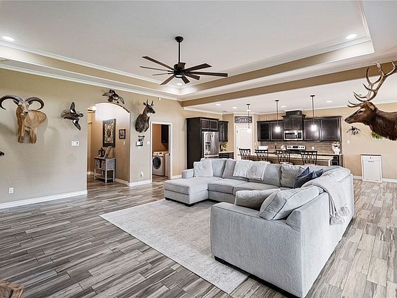 5th image of 2741 Gold Rush Ln